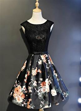 Picture of Black Color Floral Satin and Lace Round Neckline Short Party Dresses Prom Dresses, Black Color Homecoming Dress